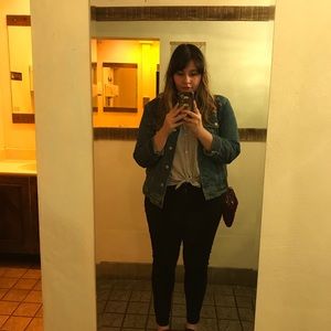 Meet your Posher, Heidi